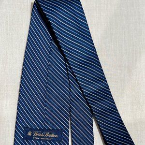Brooks Brothers Tie - Perfect Condition